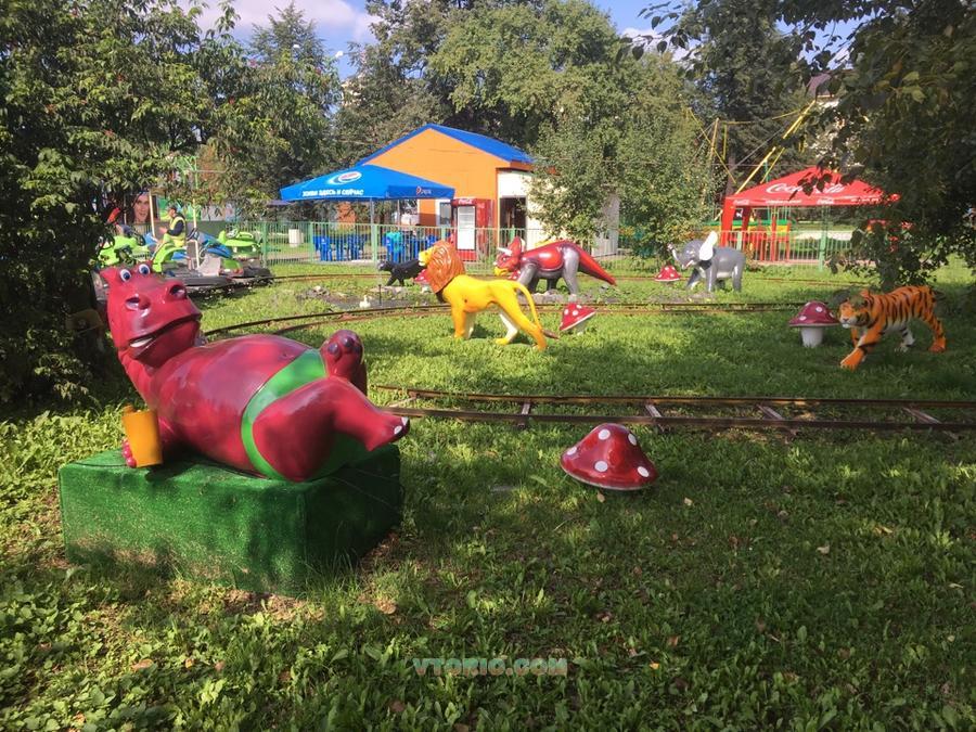 Аттракцион сафари. Аттракцион сафари люблино. Аттракцион сафари новоуральск. Аттракцион сафари новоуральск. Кедровый лог сургут аттракционы.